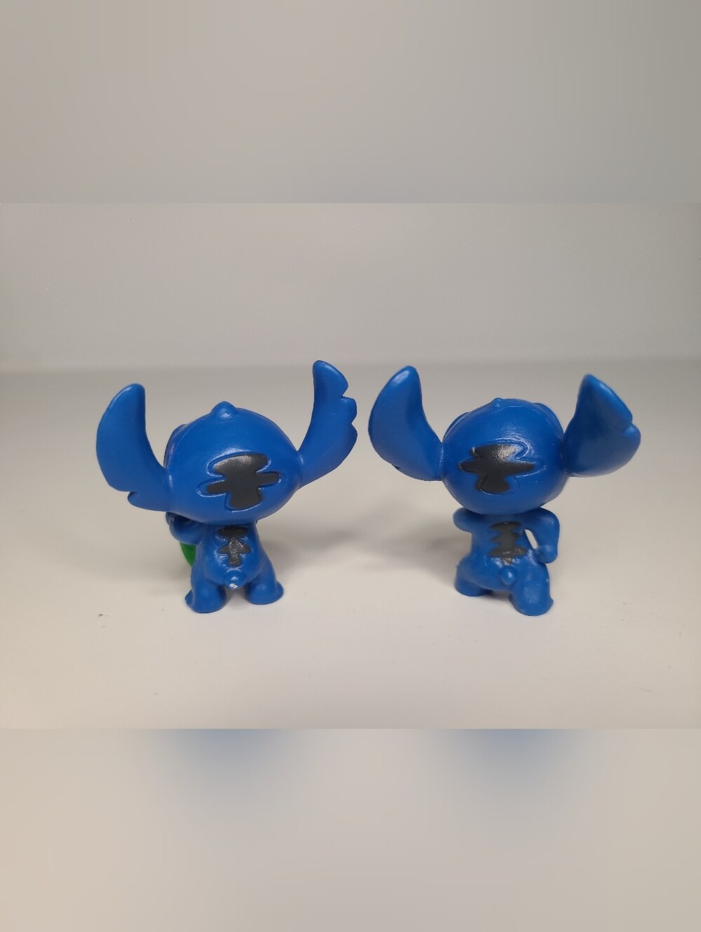 Stitch Mini Figures - Picture 2 of 2